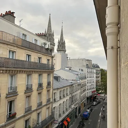 Haussmannien Au Coeur Du 11e Apartment *